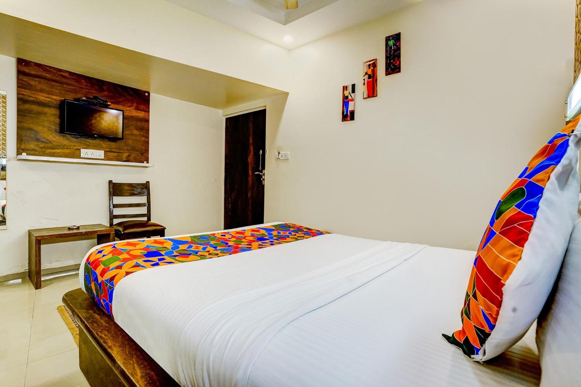 Hotel Naivedhya By Kwality Inn Thane Buitenkant foto
