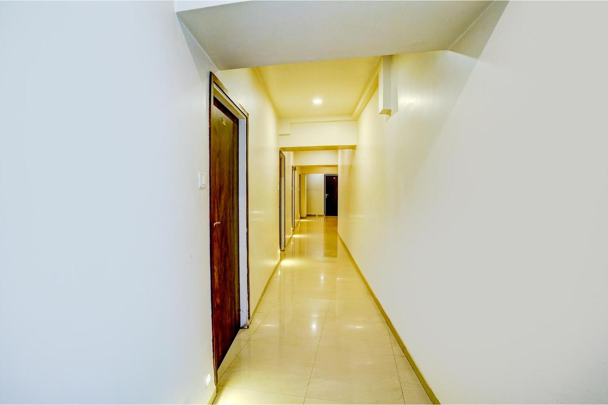 Hotel Naivedhya By Kwality Inn Thane Buitenkant foto