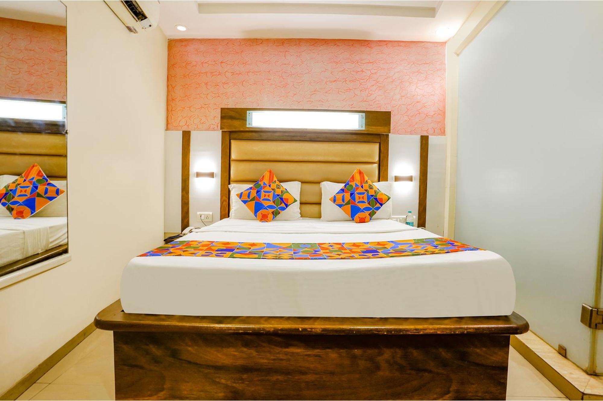 Hotel Naivedhya By Kwality Inn Thane Buitenkant foto