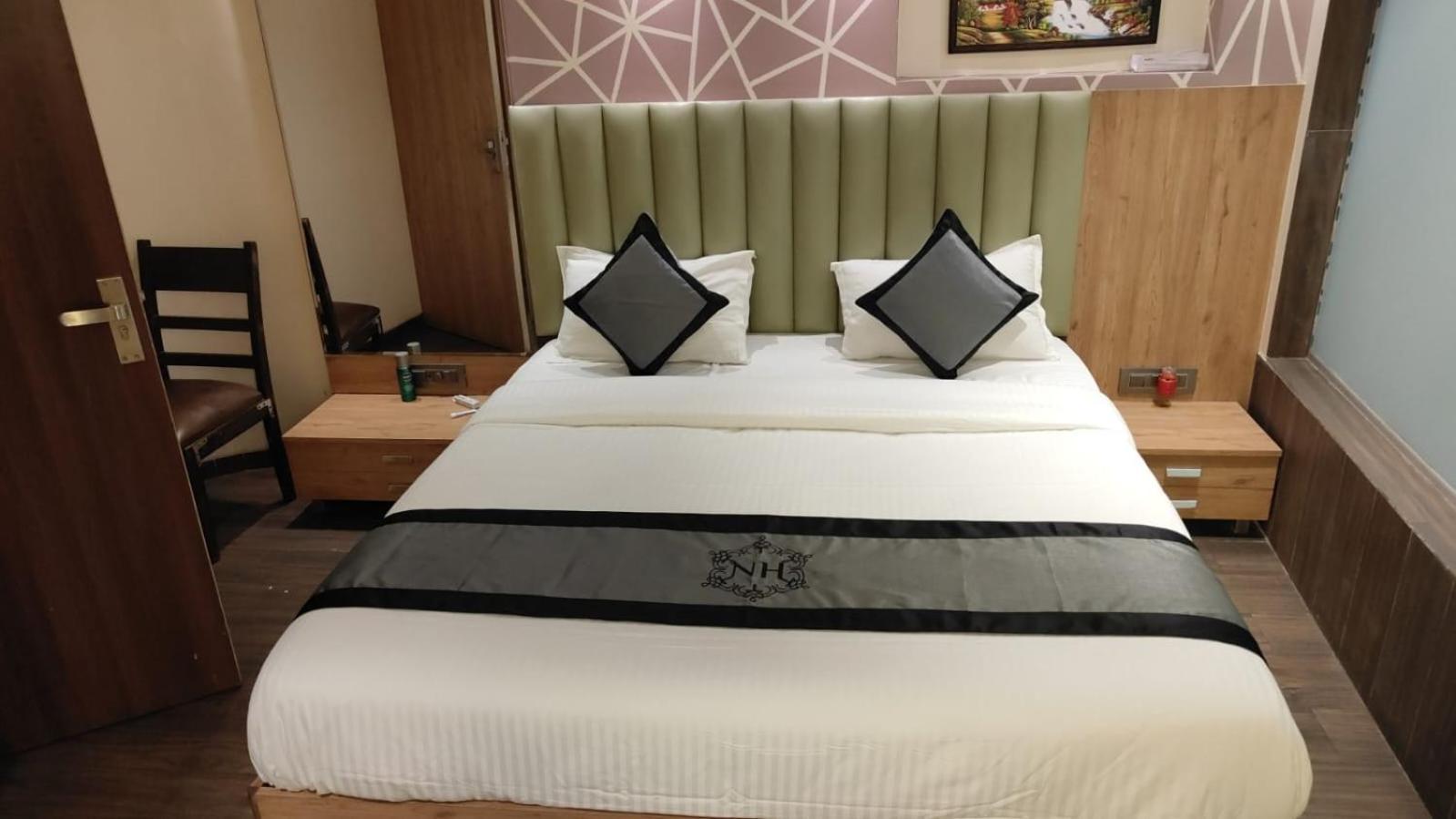 Hotel Naivedhya By Kwality Inn Thane Buitenkant foto