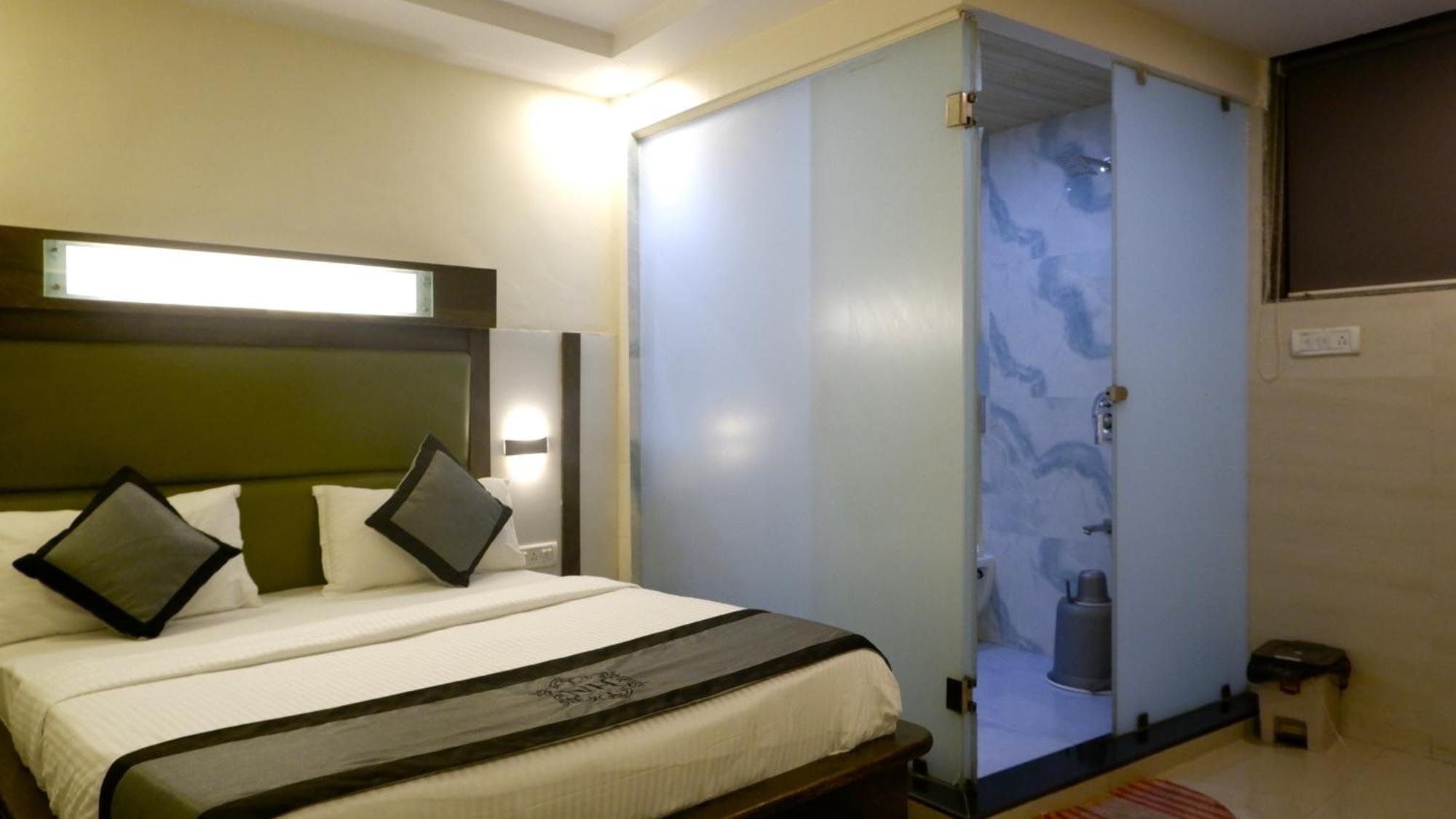 Hotel Naivedhya By Kwality Inn Thane Buitenkant foto